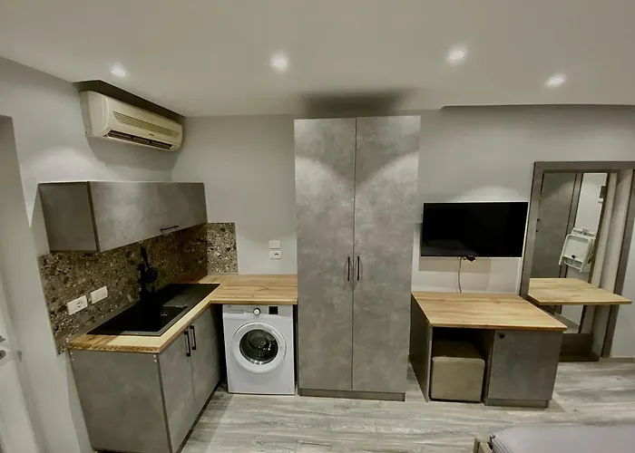 At U.s Embassy 02 Lägenhet *