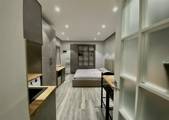 At U.s Embassy 02 Appartement Tirana